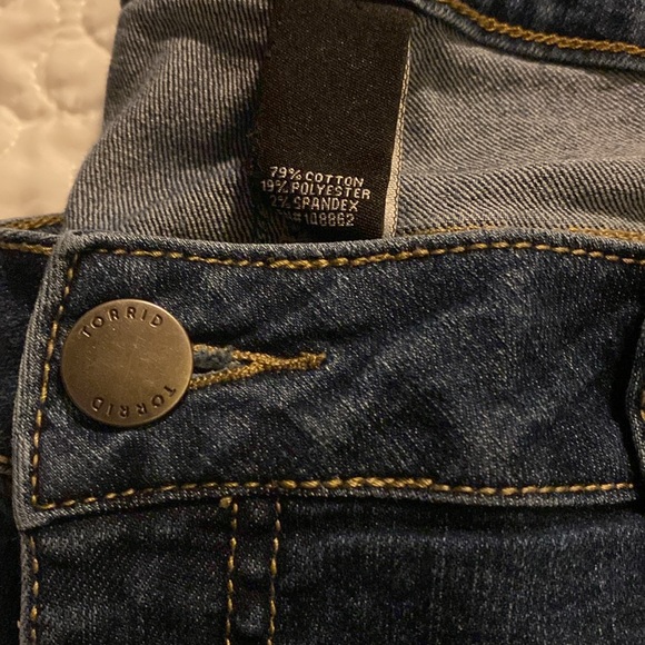 Torrid Jeans - Picture 6 of 7